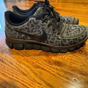 Black leopard Nikes
